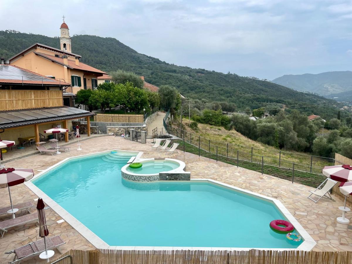 Agriturismo Gli Ulivi ガルレンダ エクステリア 写真