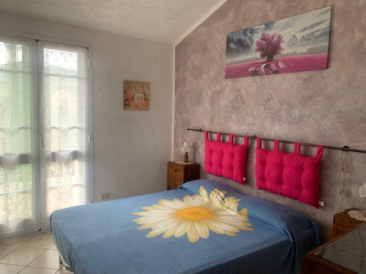 Agriturismo Gli Ulivi ガルレンダ エクステリア 写真