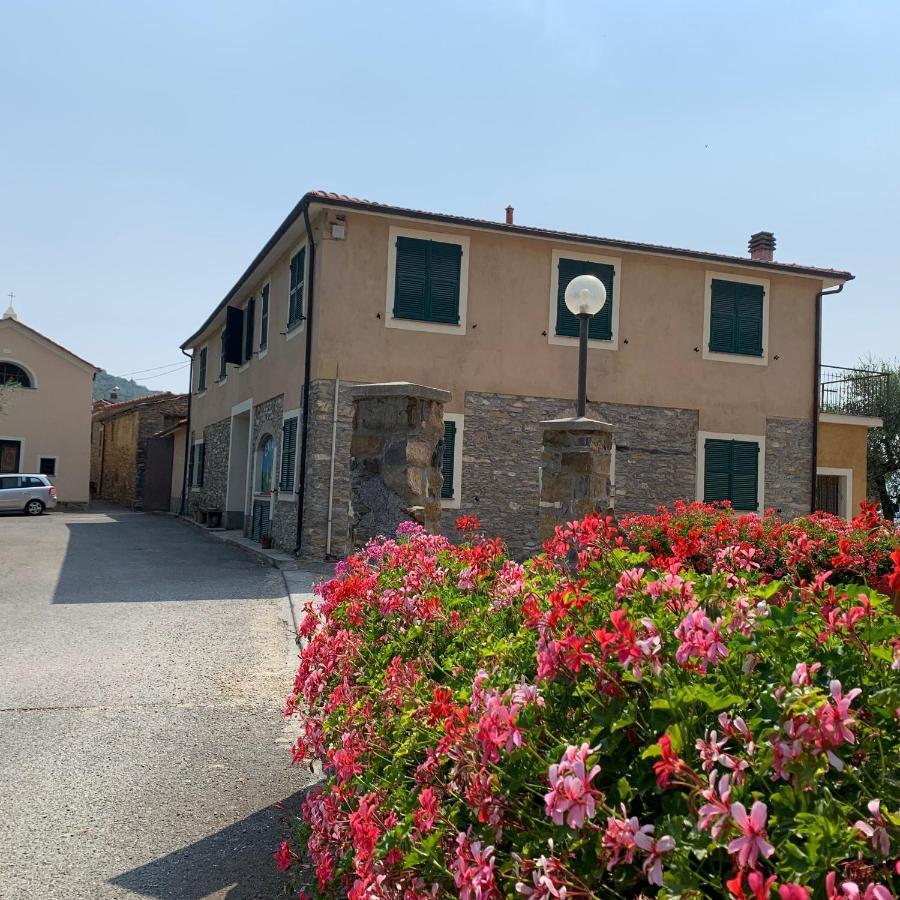 Agriturismo Gli Ulivi ガルレンダ エクステリア 写真